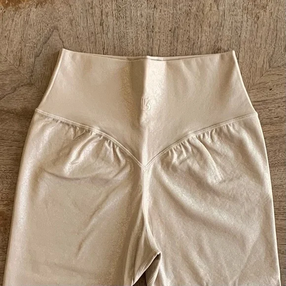 BuffBunny Midas Touch Rebel Leggings - Picture 3 of 6